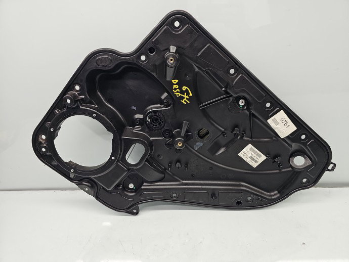Macara electrica geam dreapta spate Volkswagen Golf 6 (5K1) [Fabr 2009-2013] Hatchback Facelift, R-line, GTD 5K4839730J