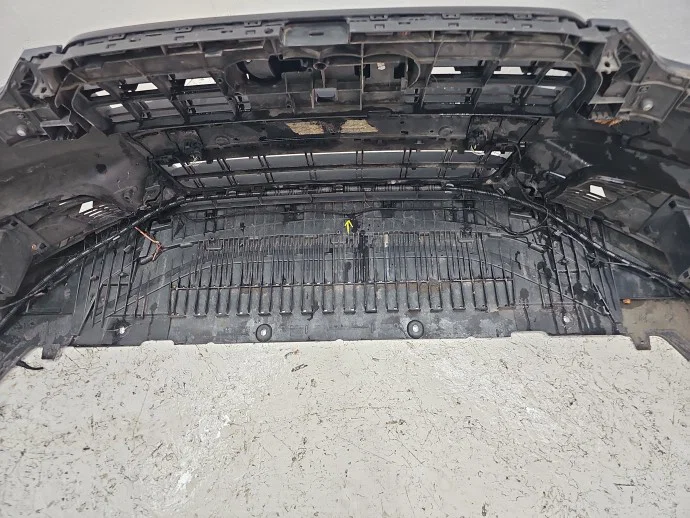 Bara fata AUDI A6 (4G2, C7) [Fabr 2012-2017] Sedan LZ7S