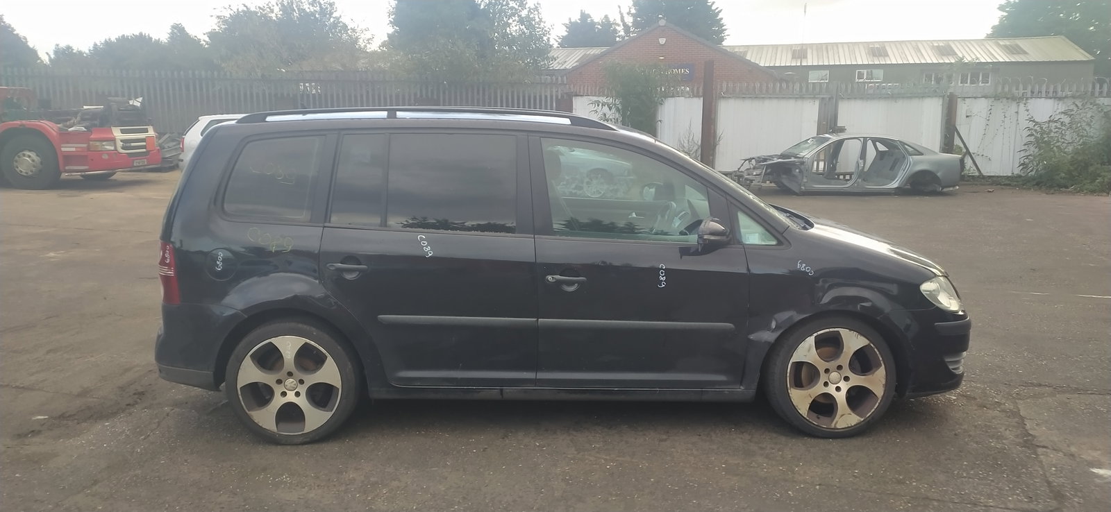 Volkswagen Touran (1T1, 1T2) [Fabr 2003-2010]