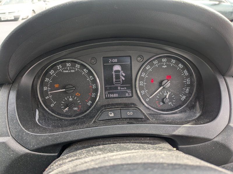 Skoda Rapid (NH3) [Fabr 2012-2019]