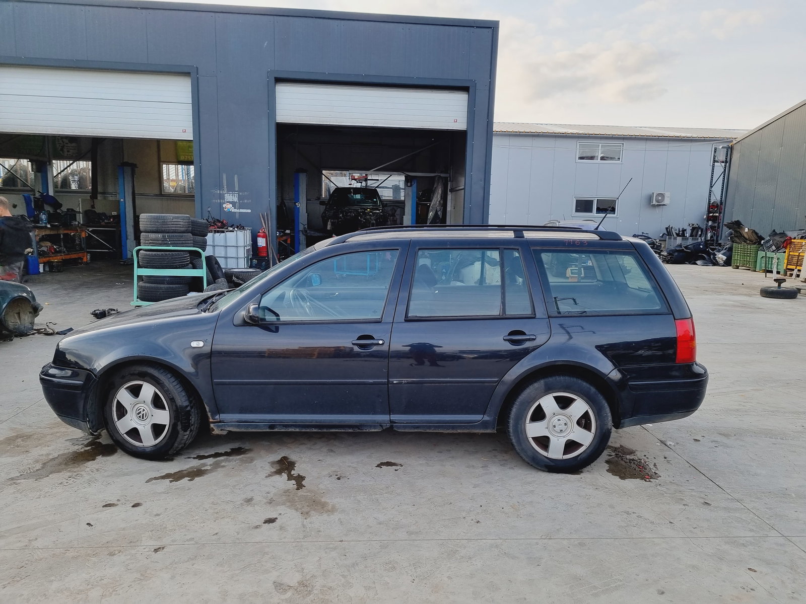 Volkswagen Golf 4 Variant (1J5) [Fabr 1999-2005]