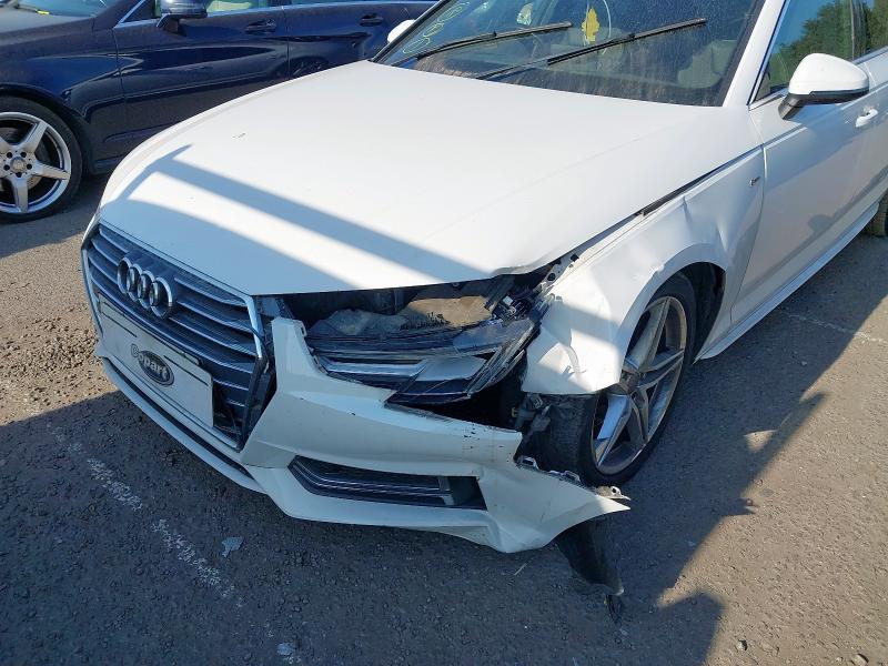 AUDI A4 8W2