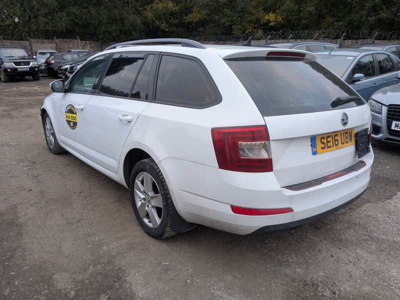 Skoda Octavia 3 Combi (5E5) [Fabr 2012-prezent]
