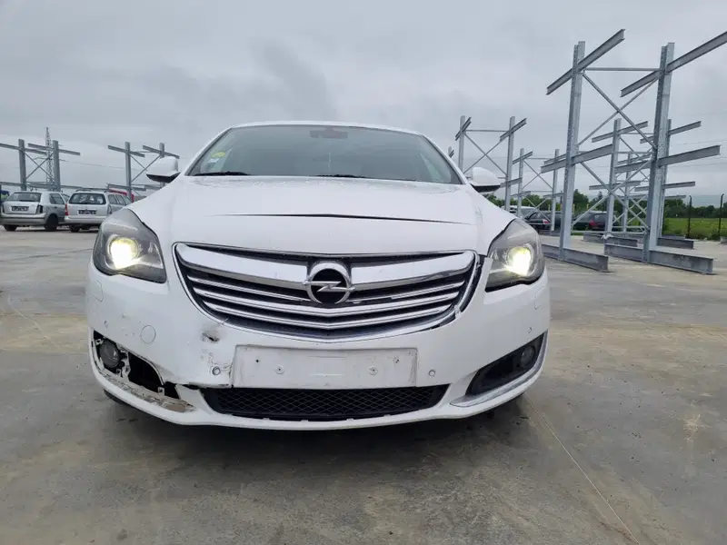 Opel Insignia A · 2014