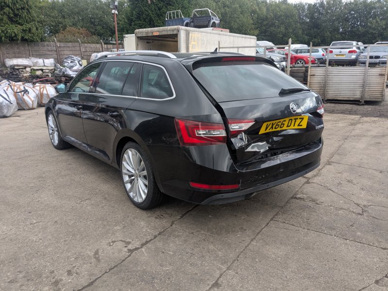 Skoda Superb III Combi (3V5) [Fabr 2015-2024]