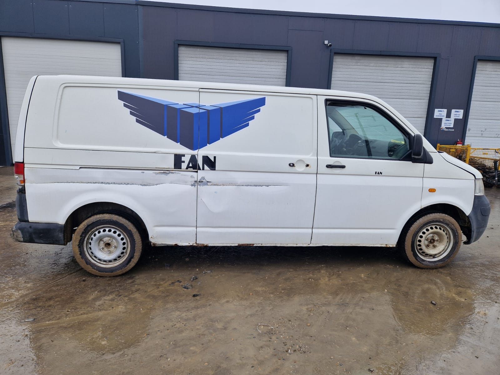Volkswagen Transporter 5 (7HB, 7HJ) [Fabr 2004-2013]