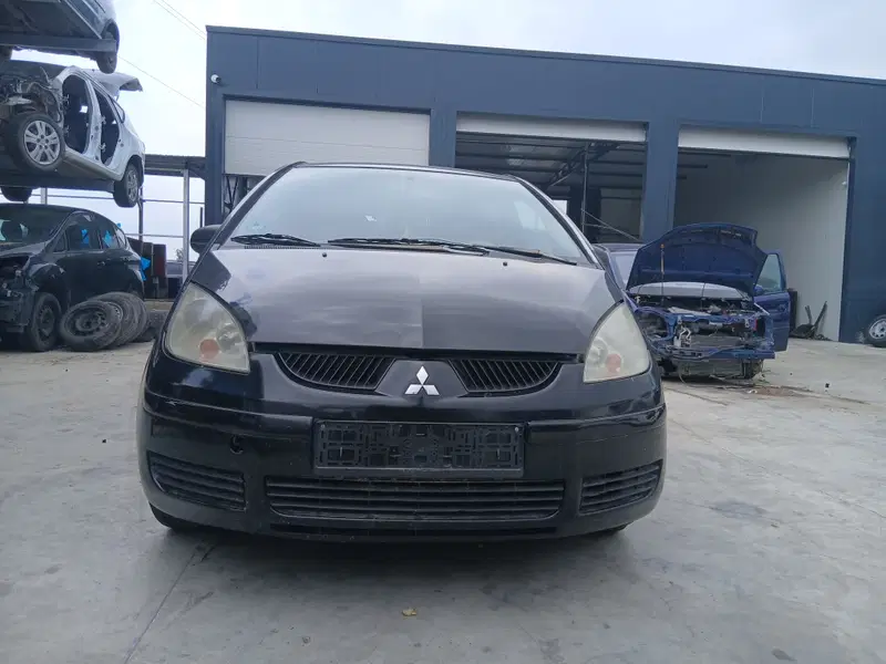 MITSUBISHI Colt · 2005