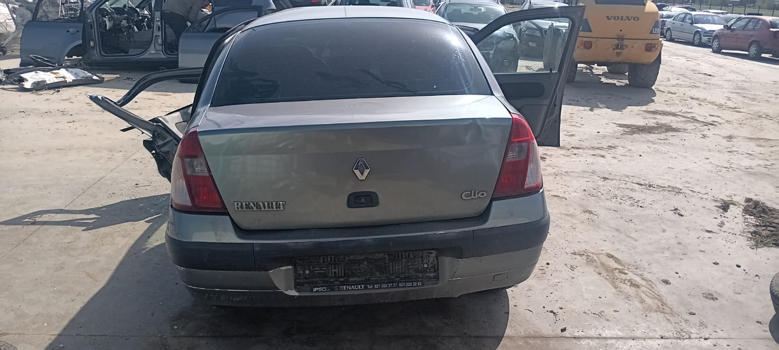 Renault Clio 2 / Symbol 1 [Fabr 1998-2008]