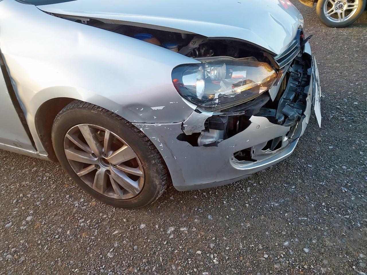 Volkswagen Golf 6 (5K1) [Fabr 2009-2013]