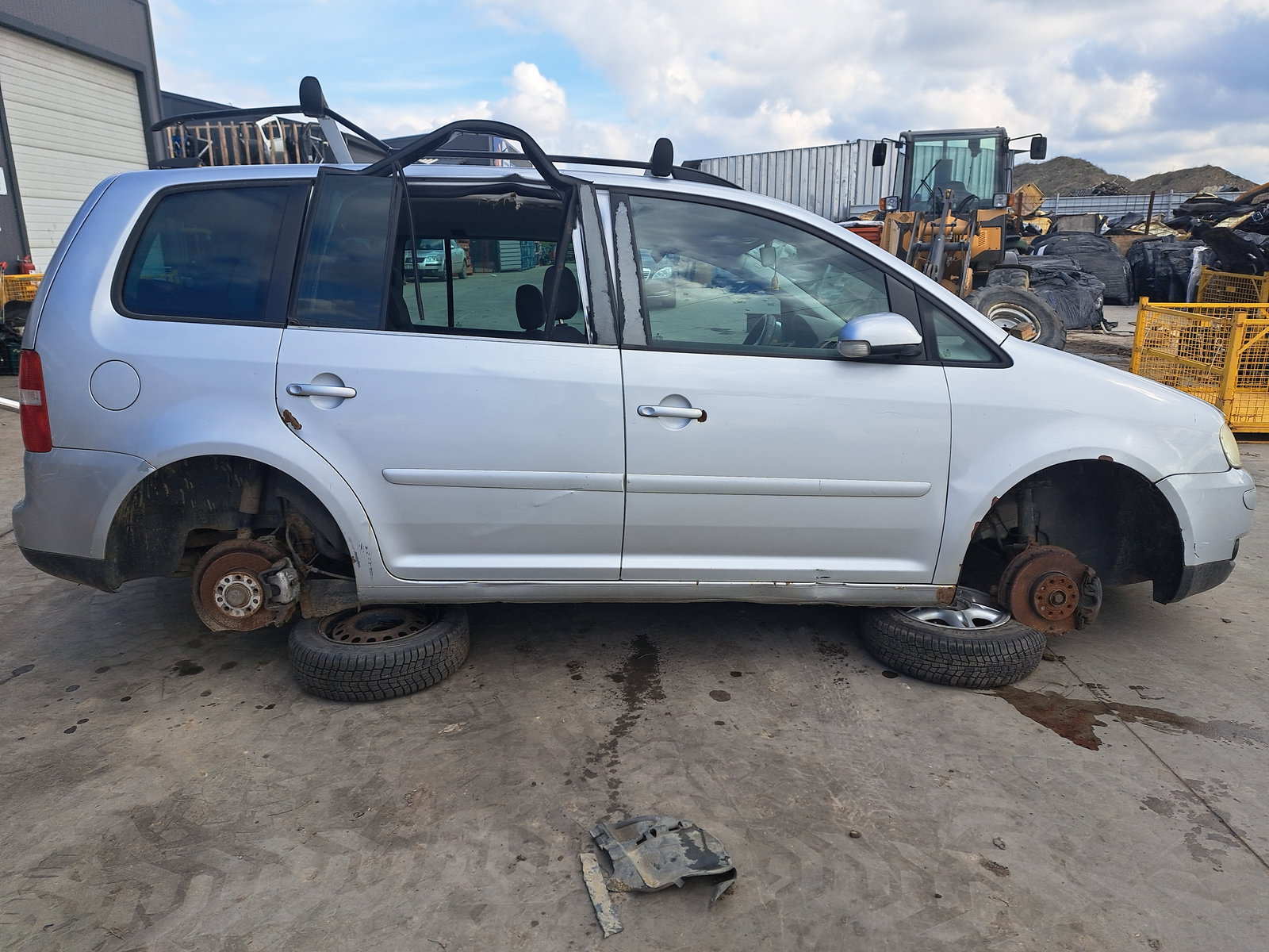 Volkswagen Touran (1T1, 1T2) [Fabr 2003-2010] 