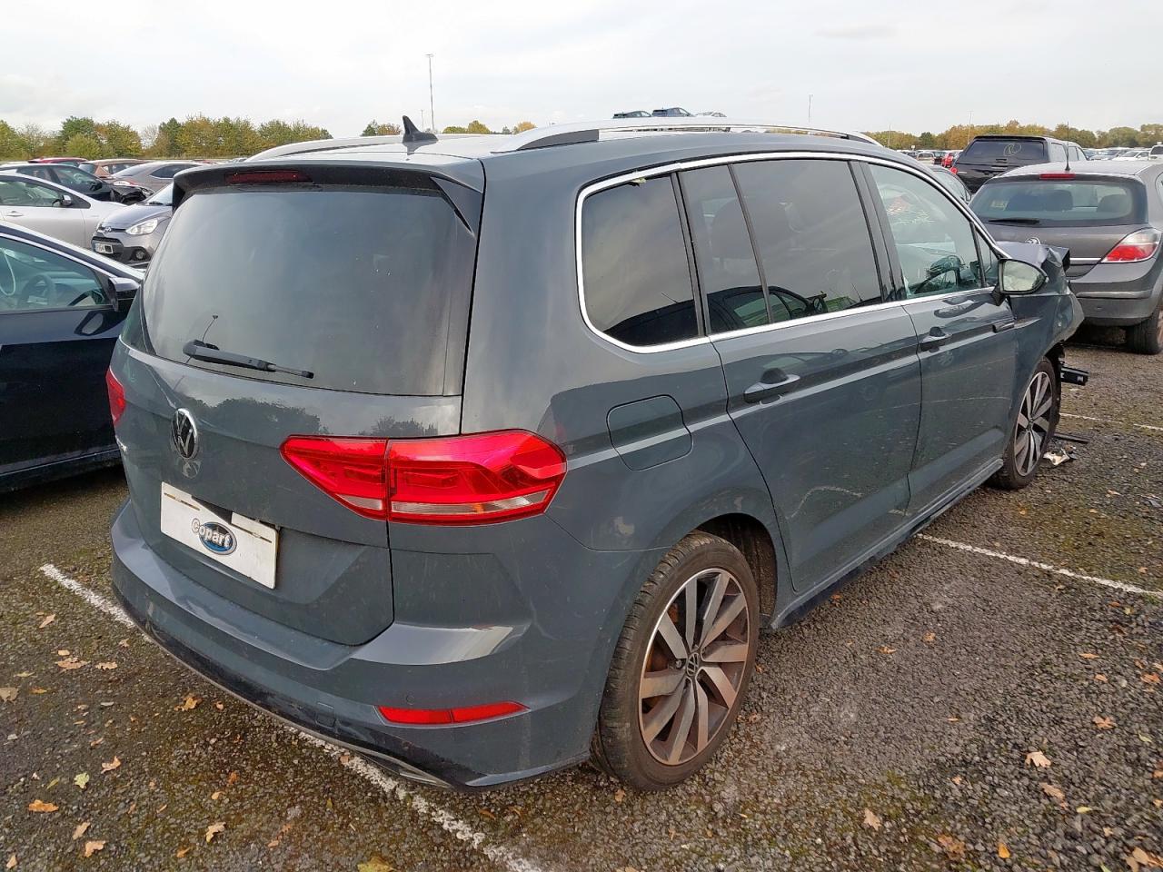 Volkswagen Touran (5T1) R-line [Fabr 2015-prezent]