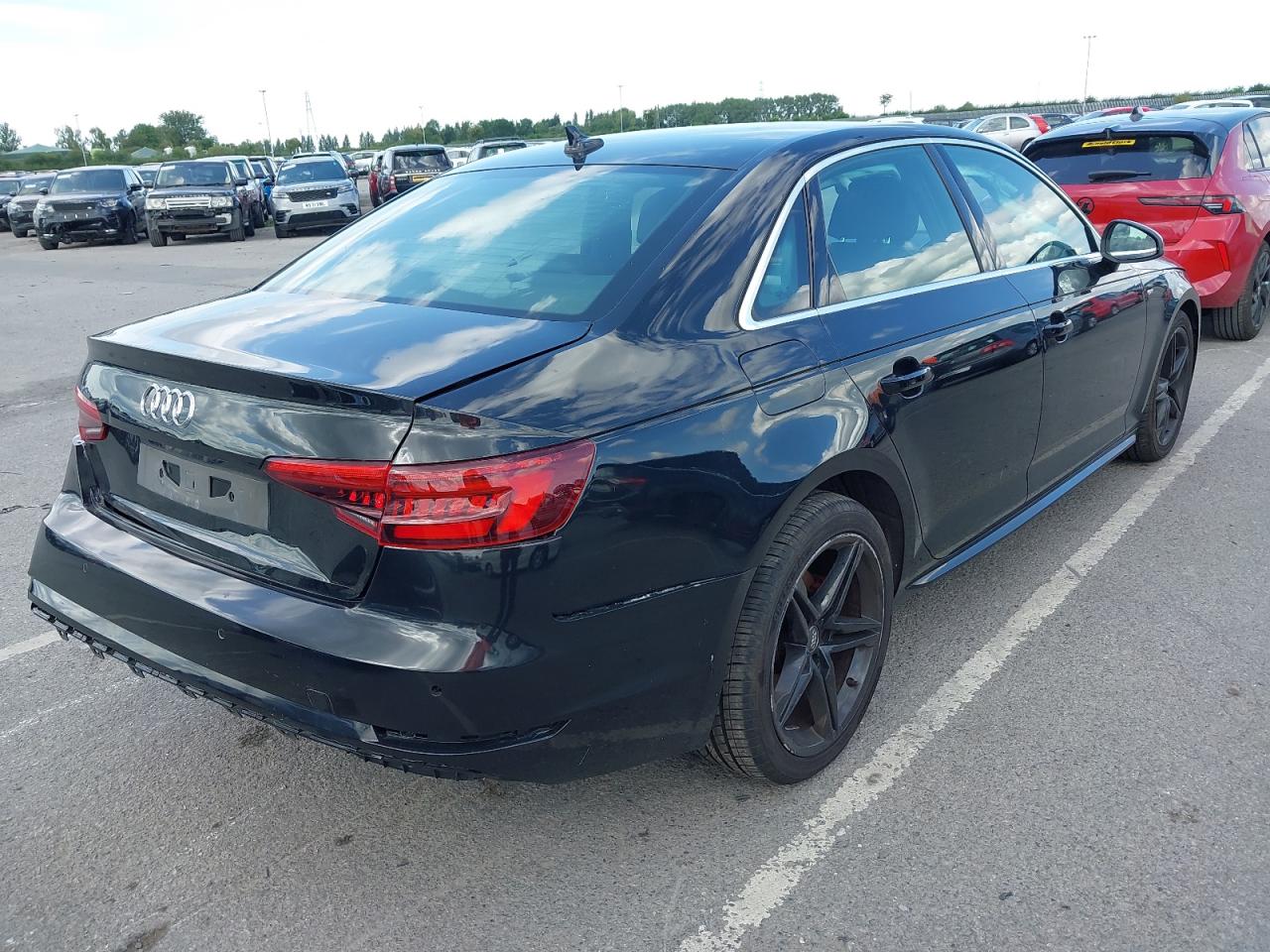 AUDI A4 (8W2, B9) [Fabr 2015-2023]