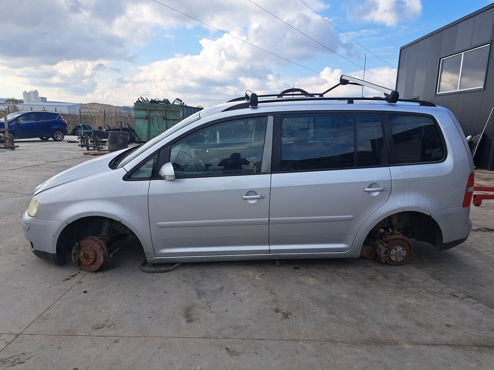 Volkswagen Touran (1T1, 1T2) [Fabr 2003-2010] 