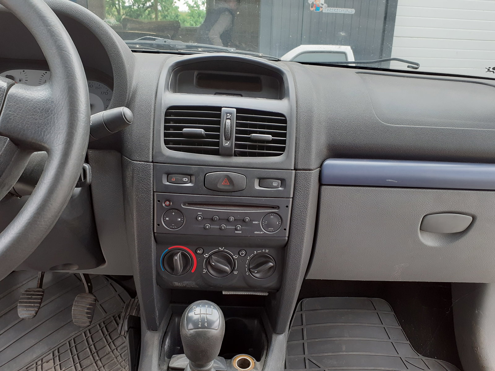 Renault Symbol / Thalia [Fabr 1998-2007]