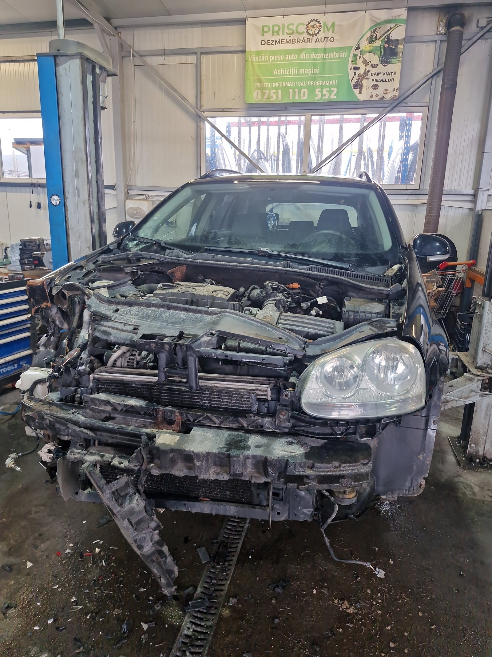 Volkswagen Golf 5 (1K1) [Fabr 2004-2008]