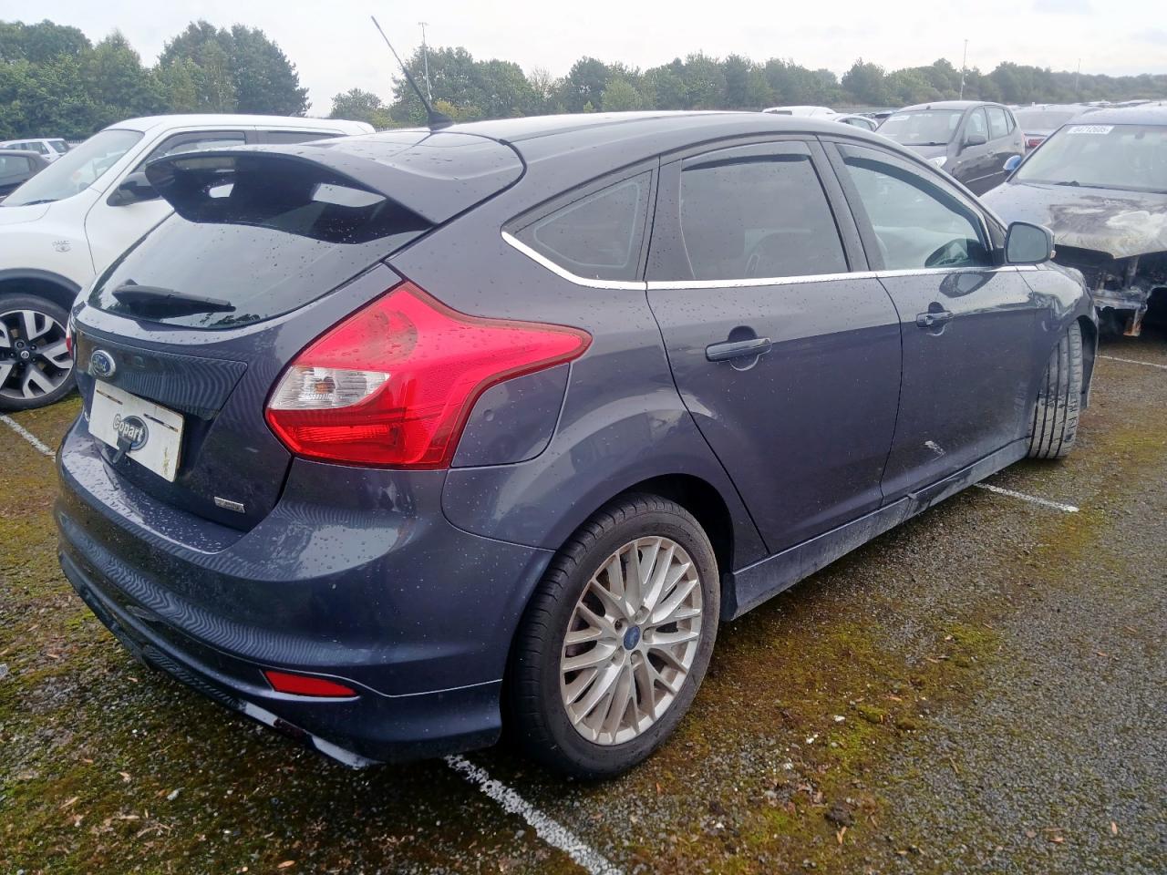 Ford Focus 3 Hatchback [Fabr 2011-2015]