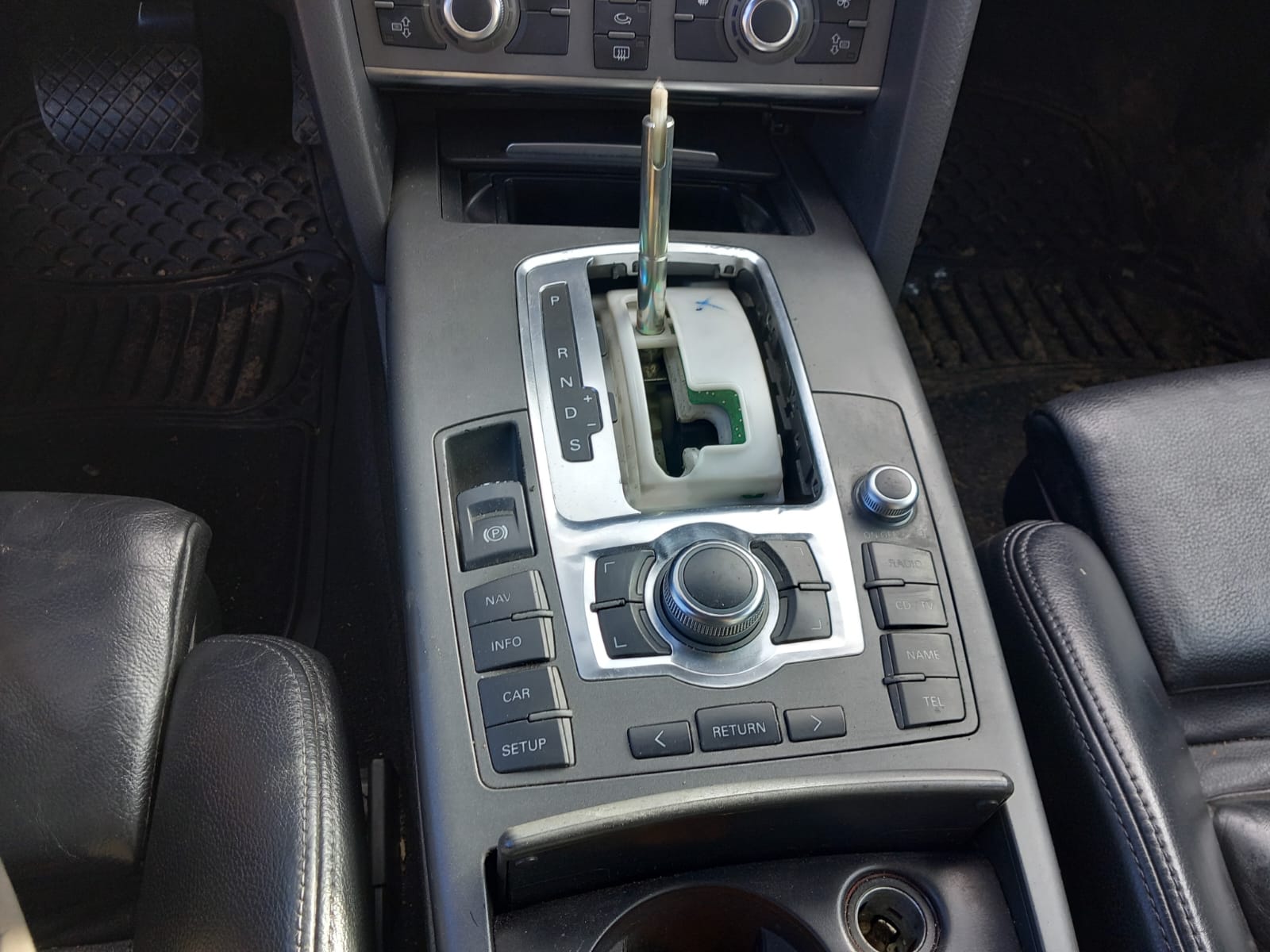 AUDI A6 (4F2, C6) [Fabr 2004-2010]