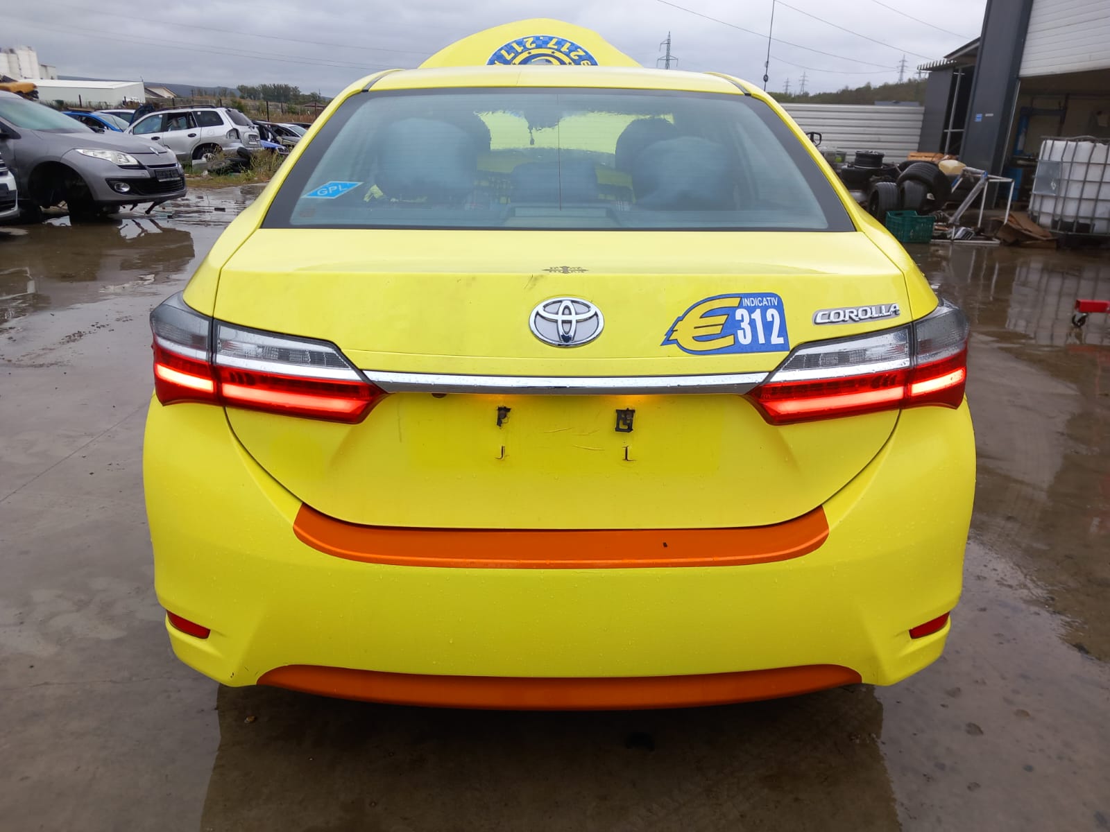 Toyota Corolla IX Sedan (ZRE1) [Fabr 2013-2019]