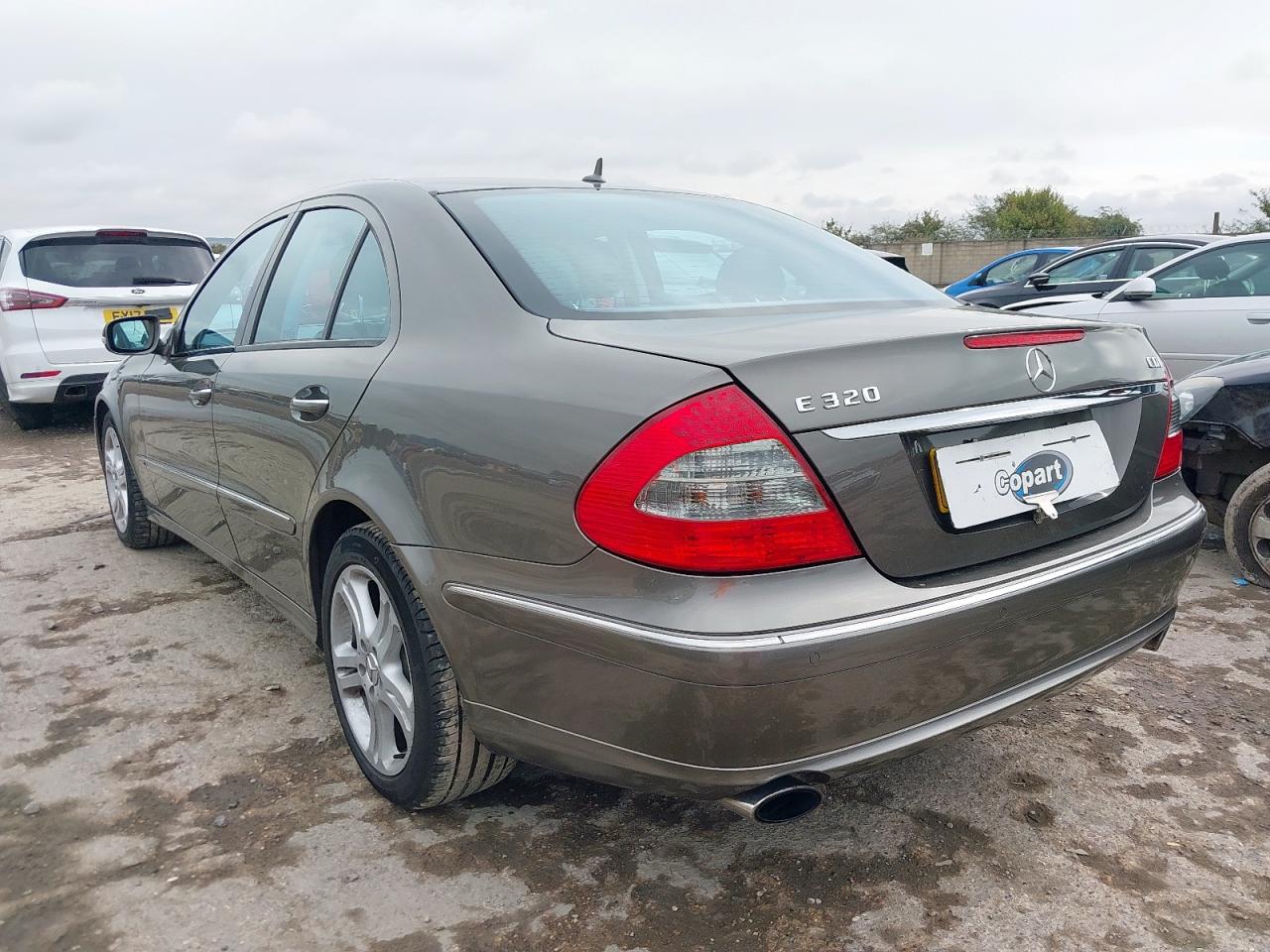 Mercedes Clasa E (W211) [Fabr 2002-2009]