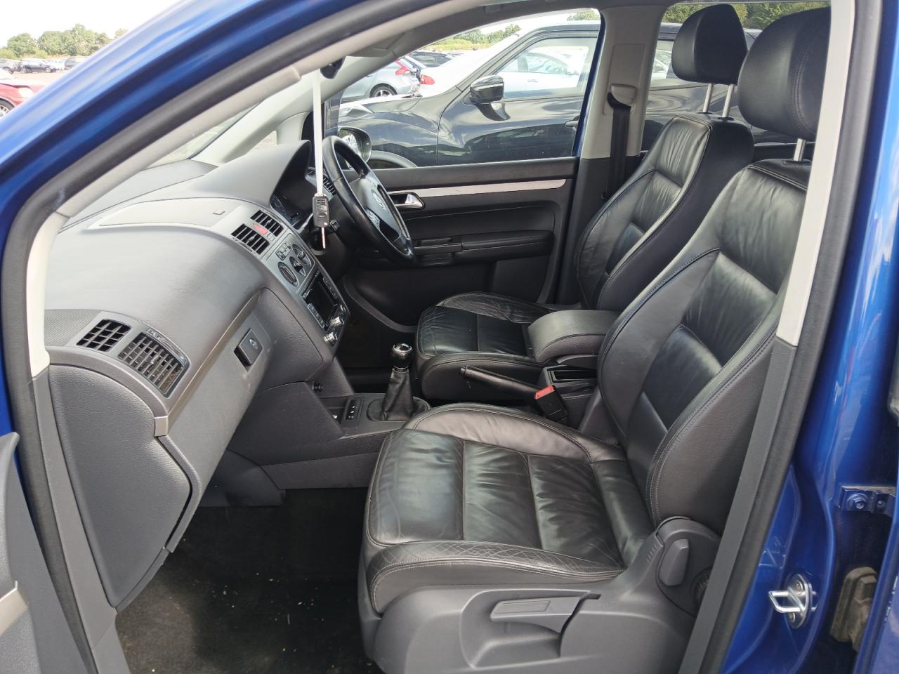 Volkswagen Touran (1T1, 1T2) [Fabr 2003-2010] Facelift