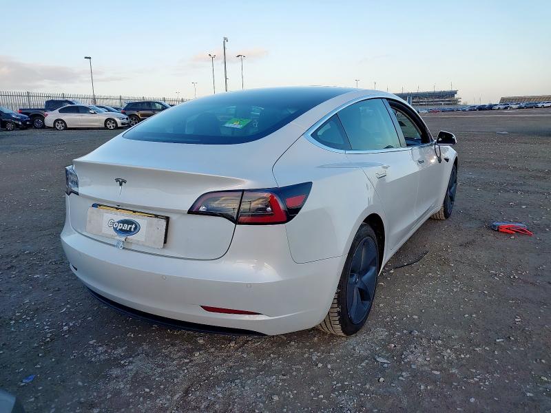 TESLA Model 3 [Fabr 2020-2025]