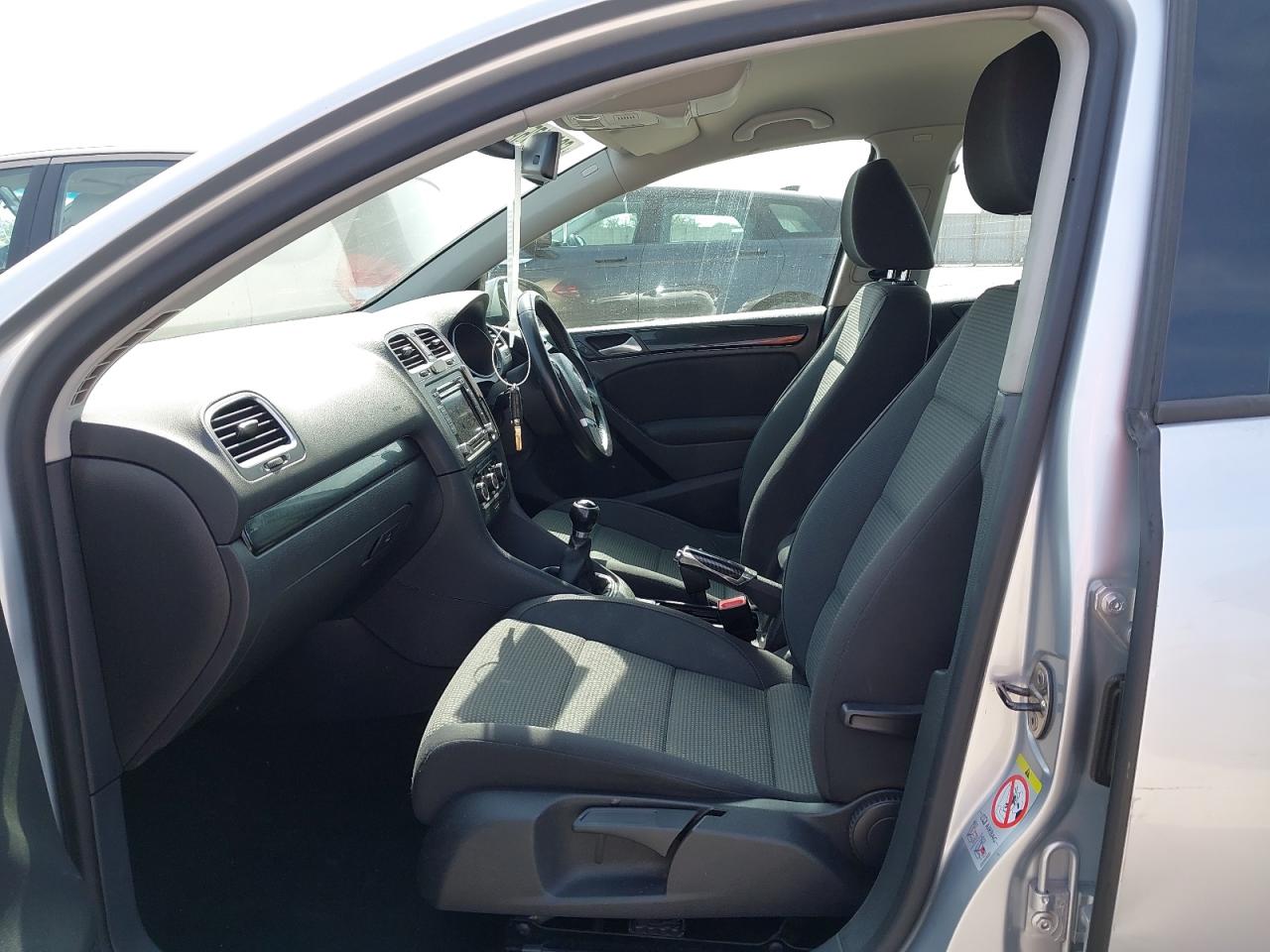 Volkswagen Golf 6 (5K1) [Fabr 2009-2013]