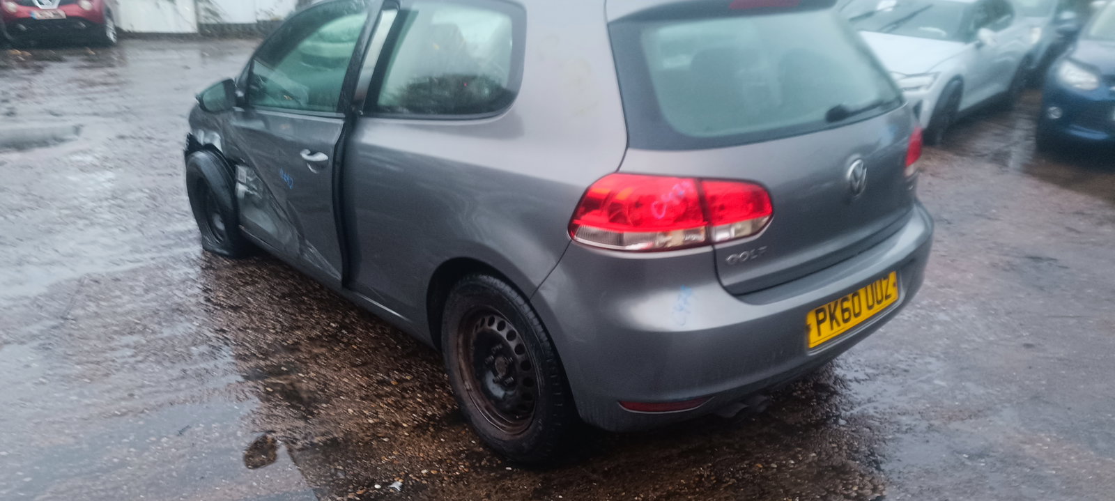 Volkswagen Golf 6 (5K1) [Fabr 2009-2013]