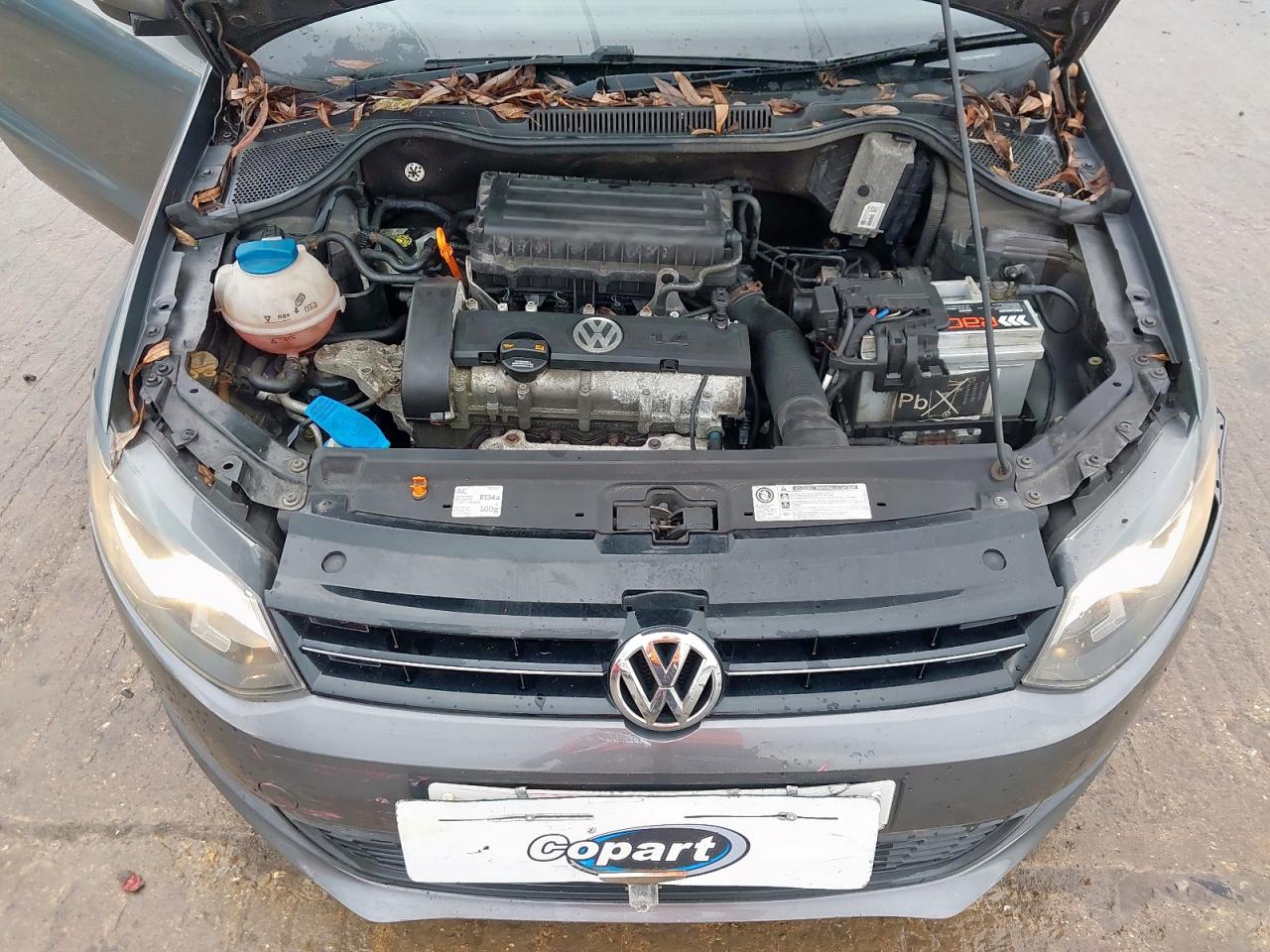 Volkswagen Polo (6R) [Fabr 2009-2016]