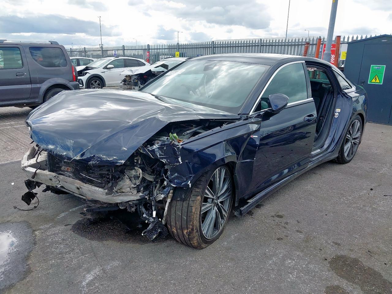 AUDI A6 (4A2, C8) S-line [Fabr 2018-2025]