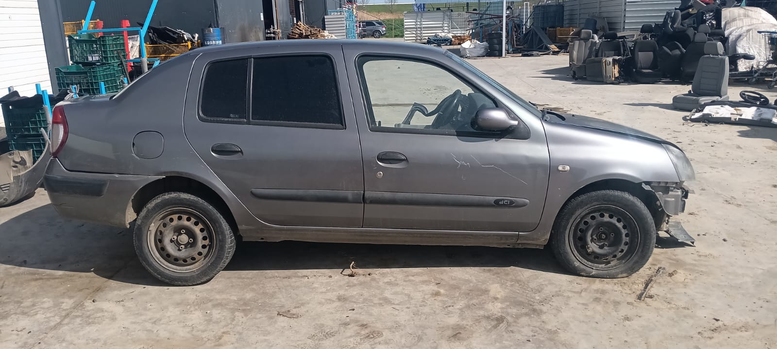 Renault Clio 2 / Symbol 1 [Fabr 1998-2008]