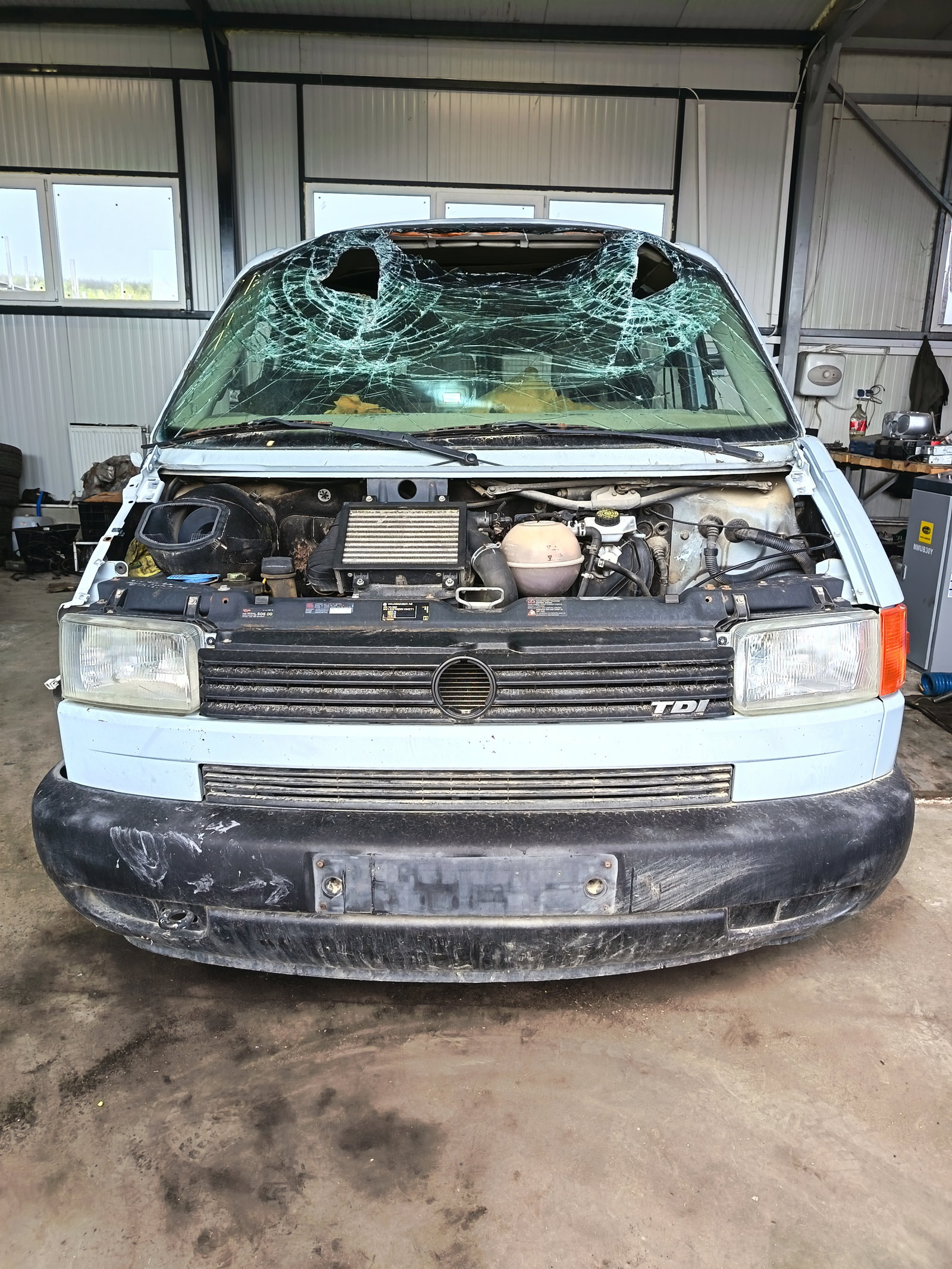 Volkswagen Transporter 4 (70XB) [Fabr 1990-2003]
