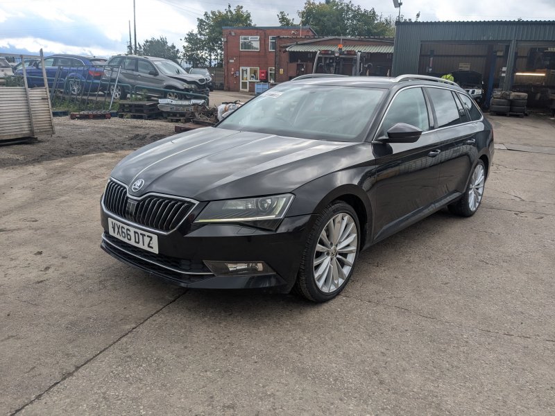 Skoda Superb III Combi (3V5) [Fabr 2015-2024]
