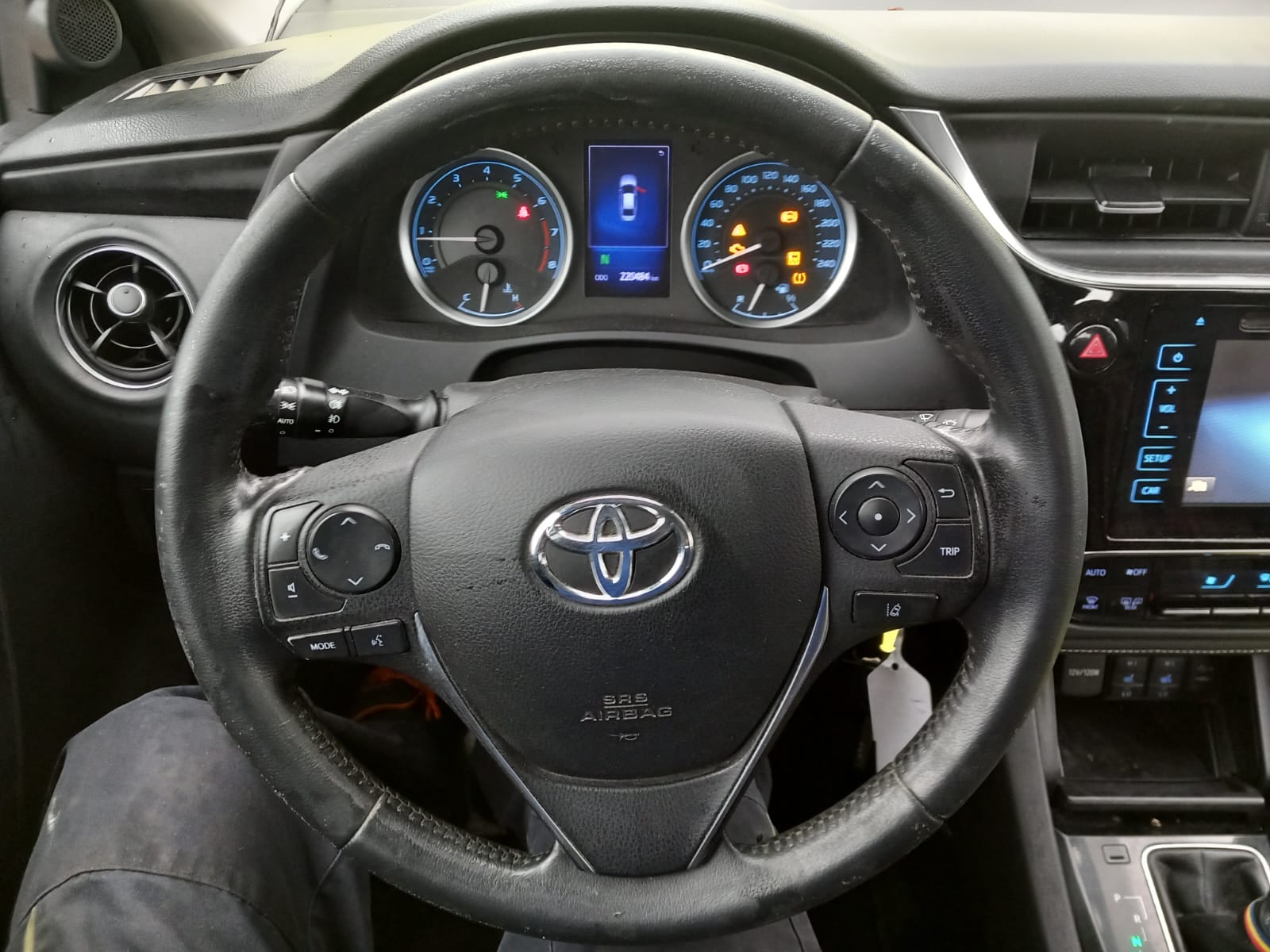 Toyota Corolla IX Sedan (ZRE1) [Fabr 2013-2019]