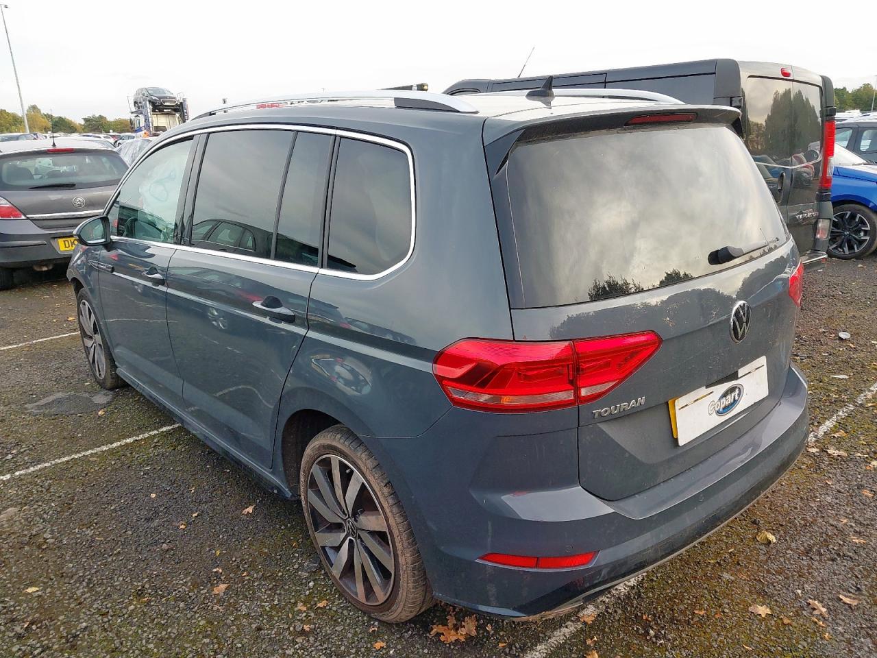 Volkswagen Touran (5T1) R-line [Fabr 2015-prezent]