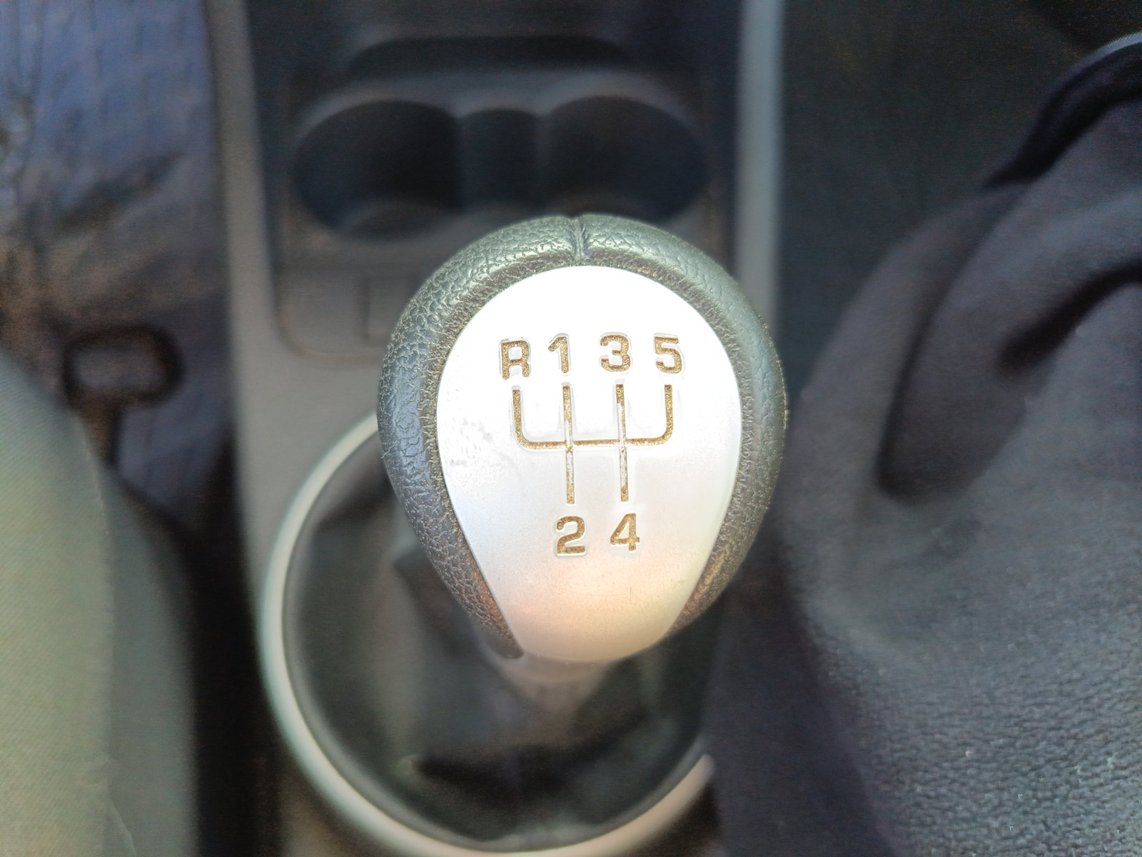 Skoda Fabia 2 (5J, 542) [Fabr 2007-2014]