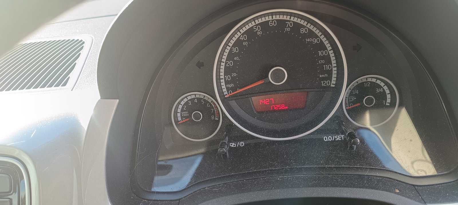 Volkswagen UP [Fabr 2011-2019]