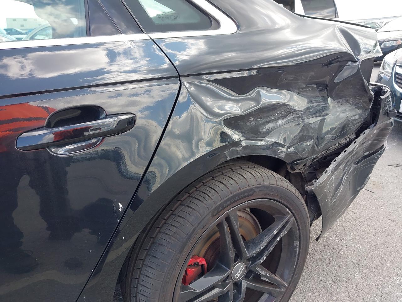 AUDI A4 (8W2, B9) [Fabr 2015-2023]