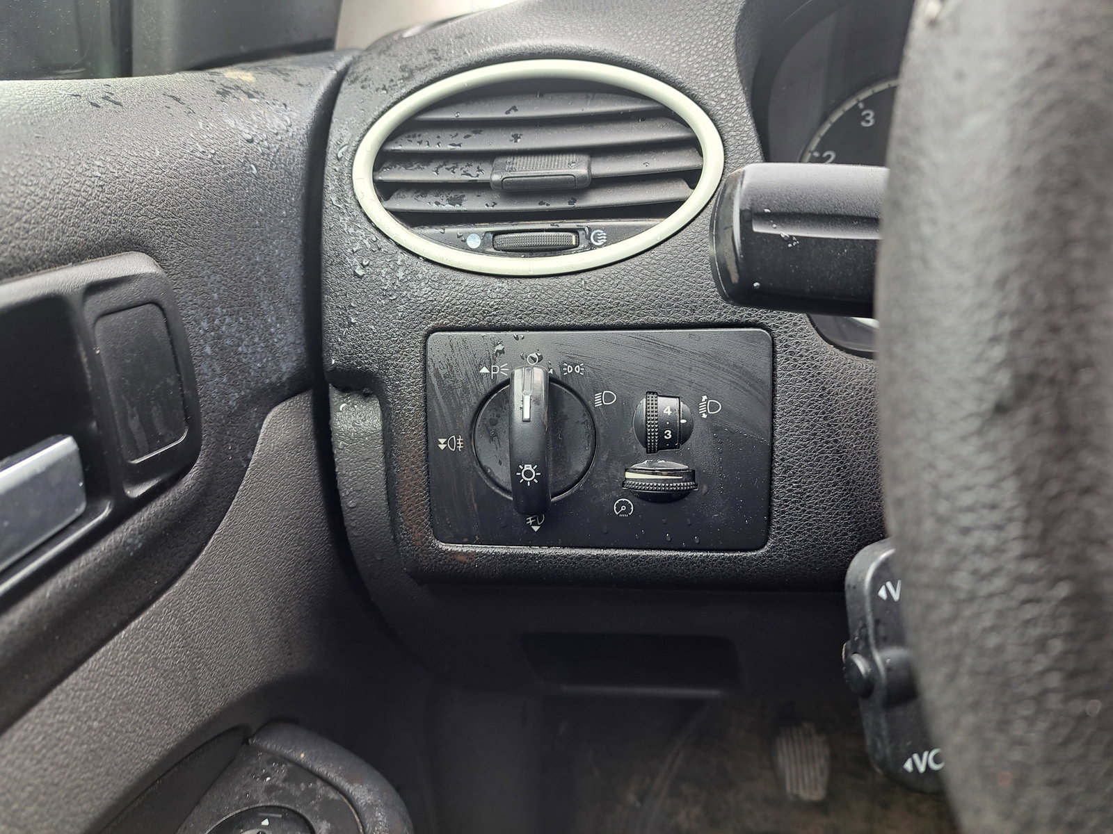 Ford Focus 2 (DA) [Fabr 2004-2012]