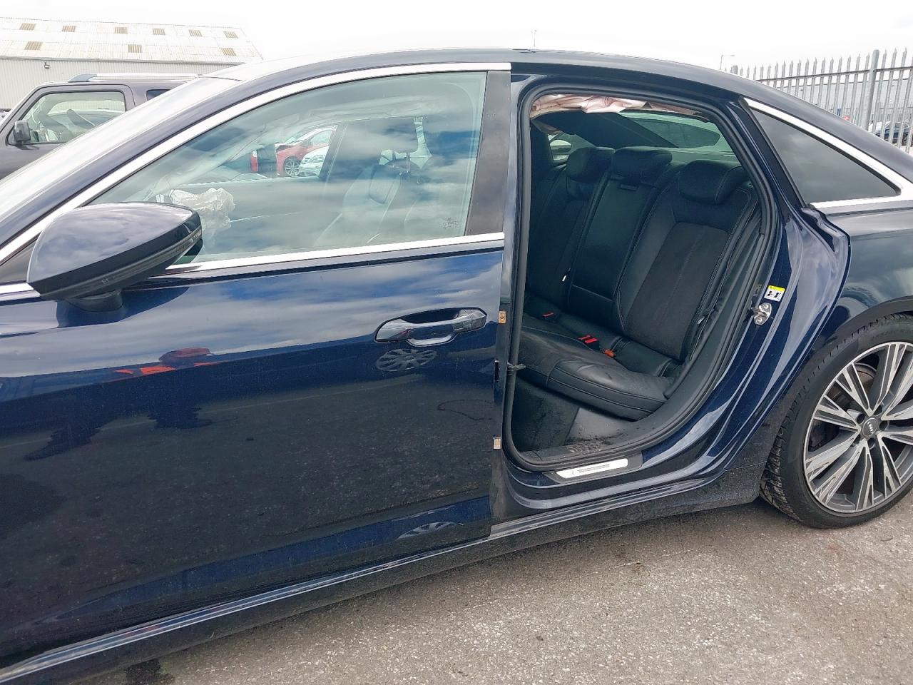 AUDI A6 (4A2, C8) S-line [Fabr 2018-2025]