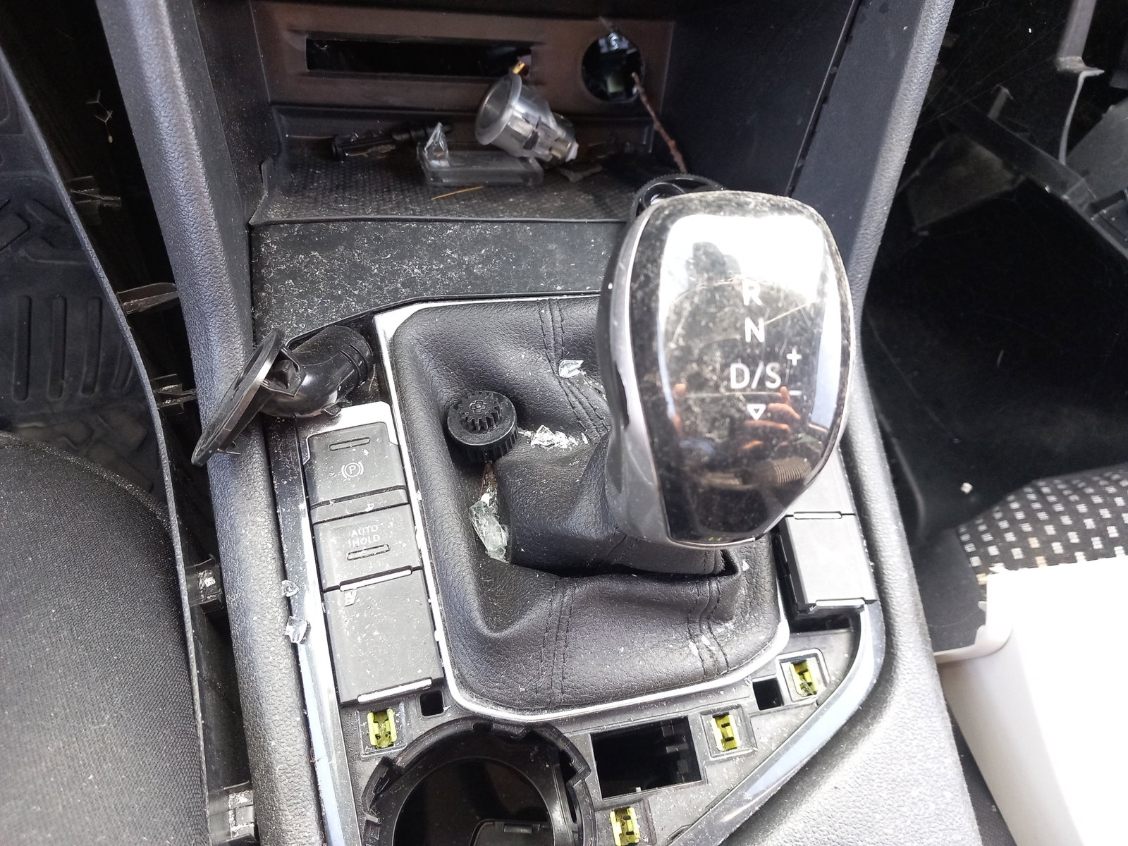Volkswagen Tiguan II (AX1) [Fabr 2016-2024]