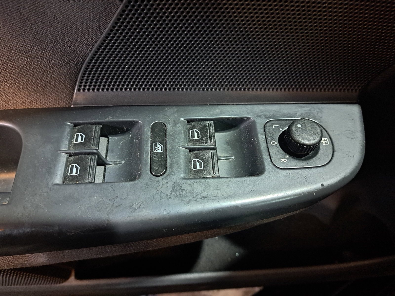 Volkswagen Golf 5 (1K1) [Fabr 2004-2008]