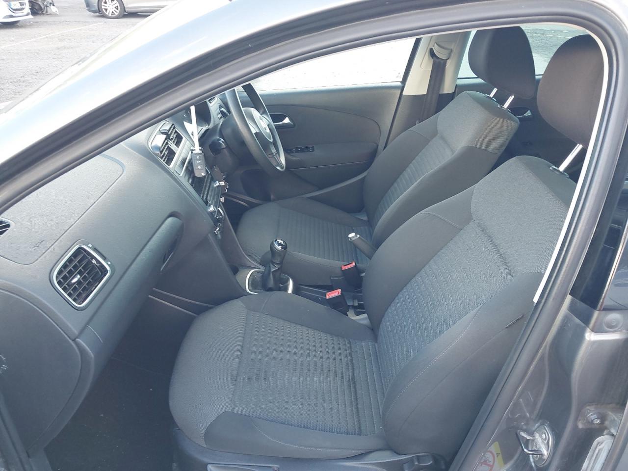 VW Polo (6R) [Fabr 2009-2016]