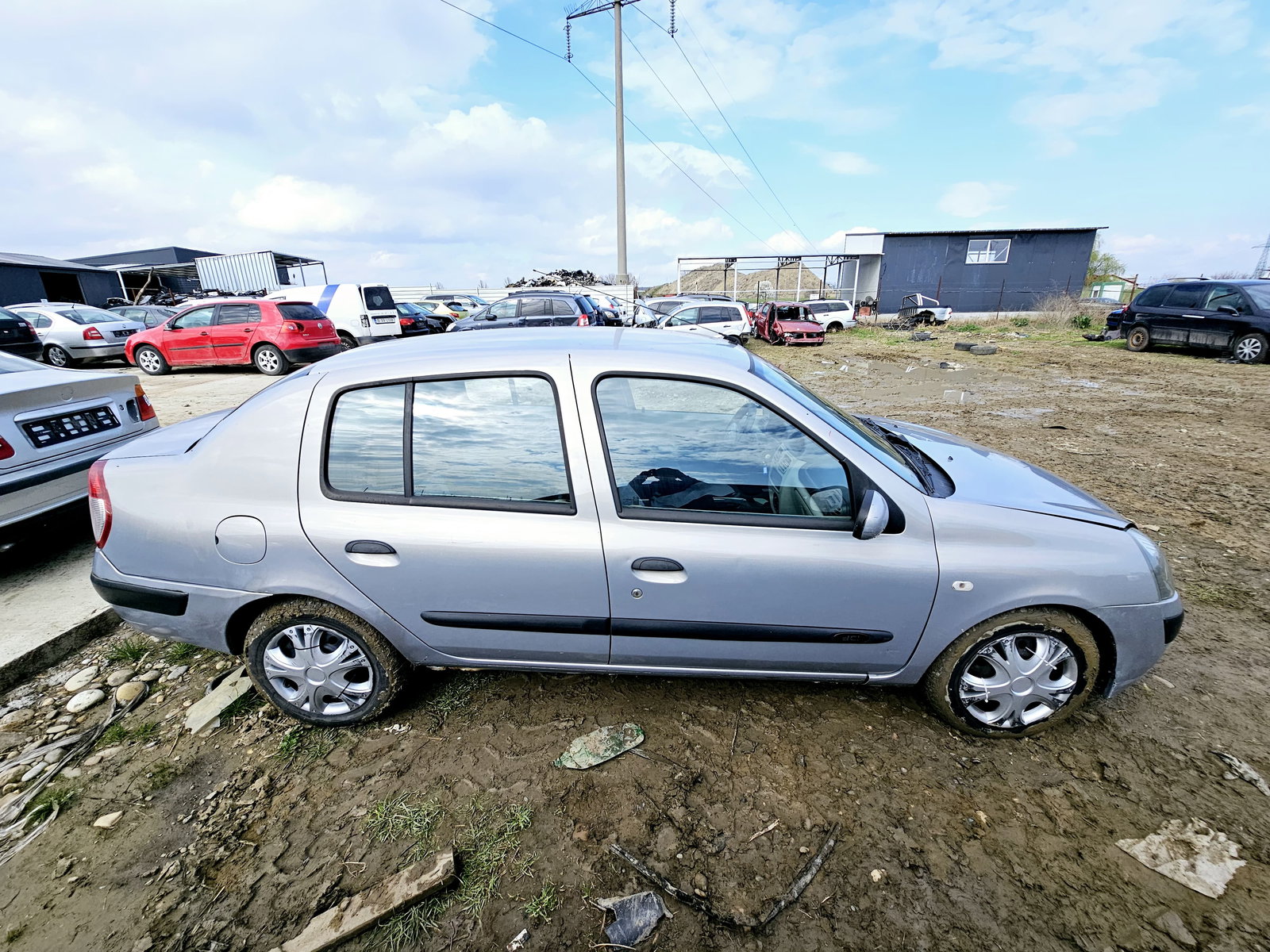 Renault Clio 2 / Symbol 1 [Fabr 1998-2008]
