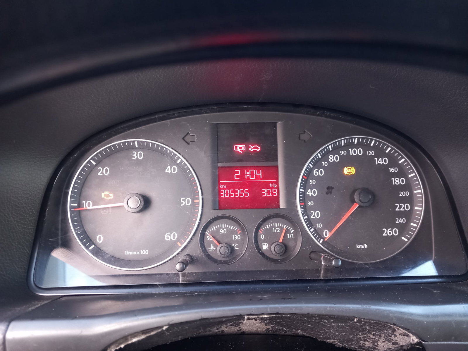 Volkswagen Touran (1T1, 1T2) [Fabr 2003-2010]