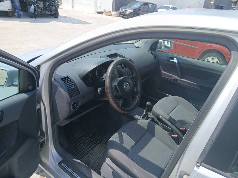Volkswagen Polo (9N) [Fabr 2001-2008]