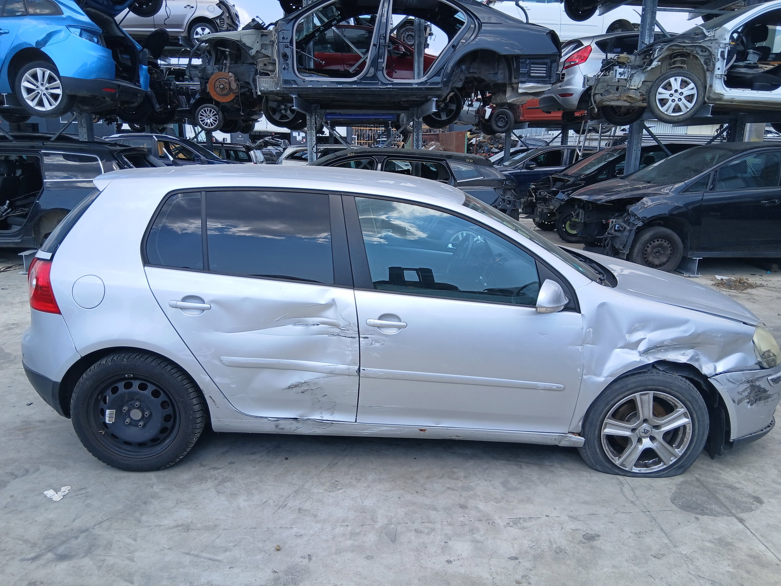 Volkswagen Golf 5 (1K1) [Fabr 2004-2008]