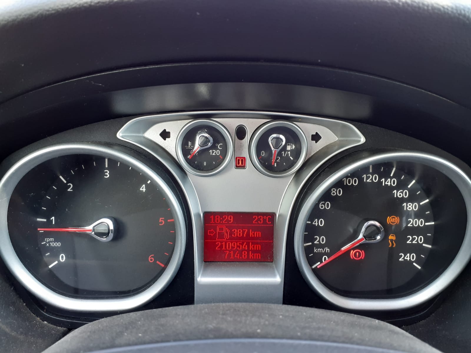 Ford Focus 2 (DA) [Fabr 2004-2012]