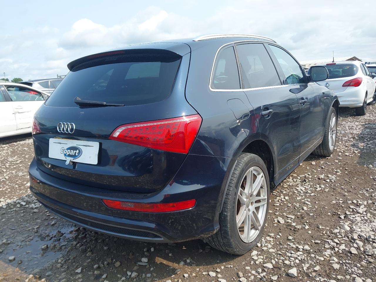 AUDI Q5 (8RB) [Fabr 2008-2016] S-line