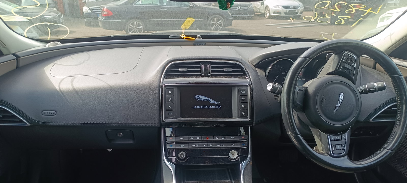 Jaguar XE (X760) [Fabr 2016-2025]