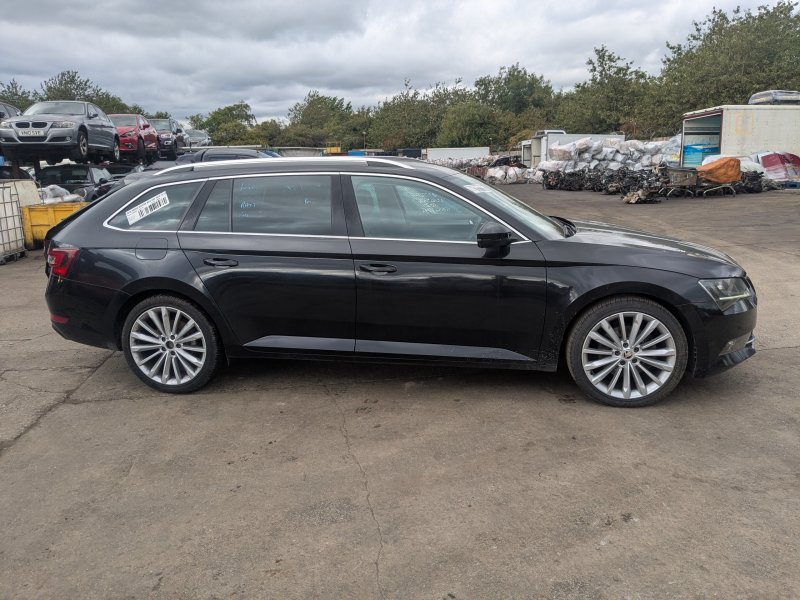 Skoda Superb III Combi (3V5) [Fabr 2015-2024]